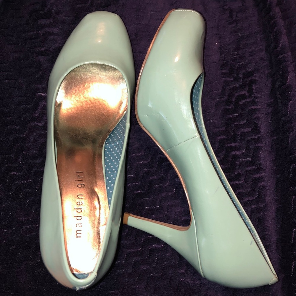 Turquoise heels